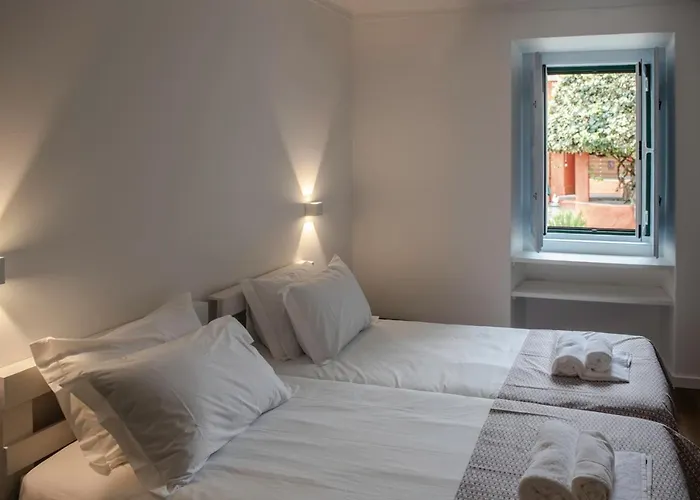 Casa Flamingo 4* Фош-ду-Арелью